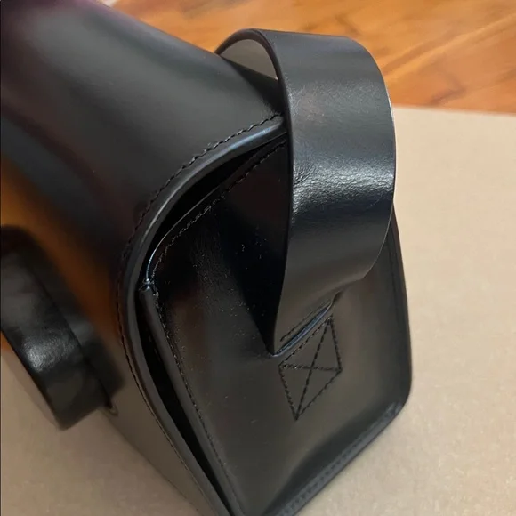 Lemaire camere bag black with dustbag and box in EUC-almost new - Picture 9 of 15